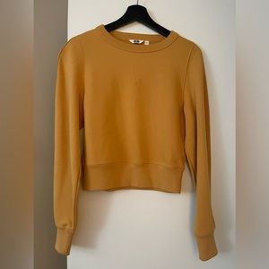 Uniqlo Long Sleeve Sweatshirt in Orange